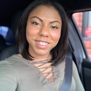 Meet your Posher, Christina